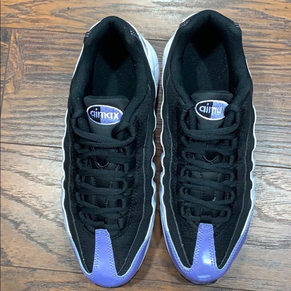NIKE AIR MAX ‘95 LE (GS) black/total orange - Picture 11 of 16